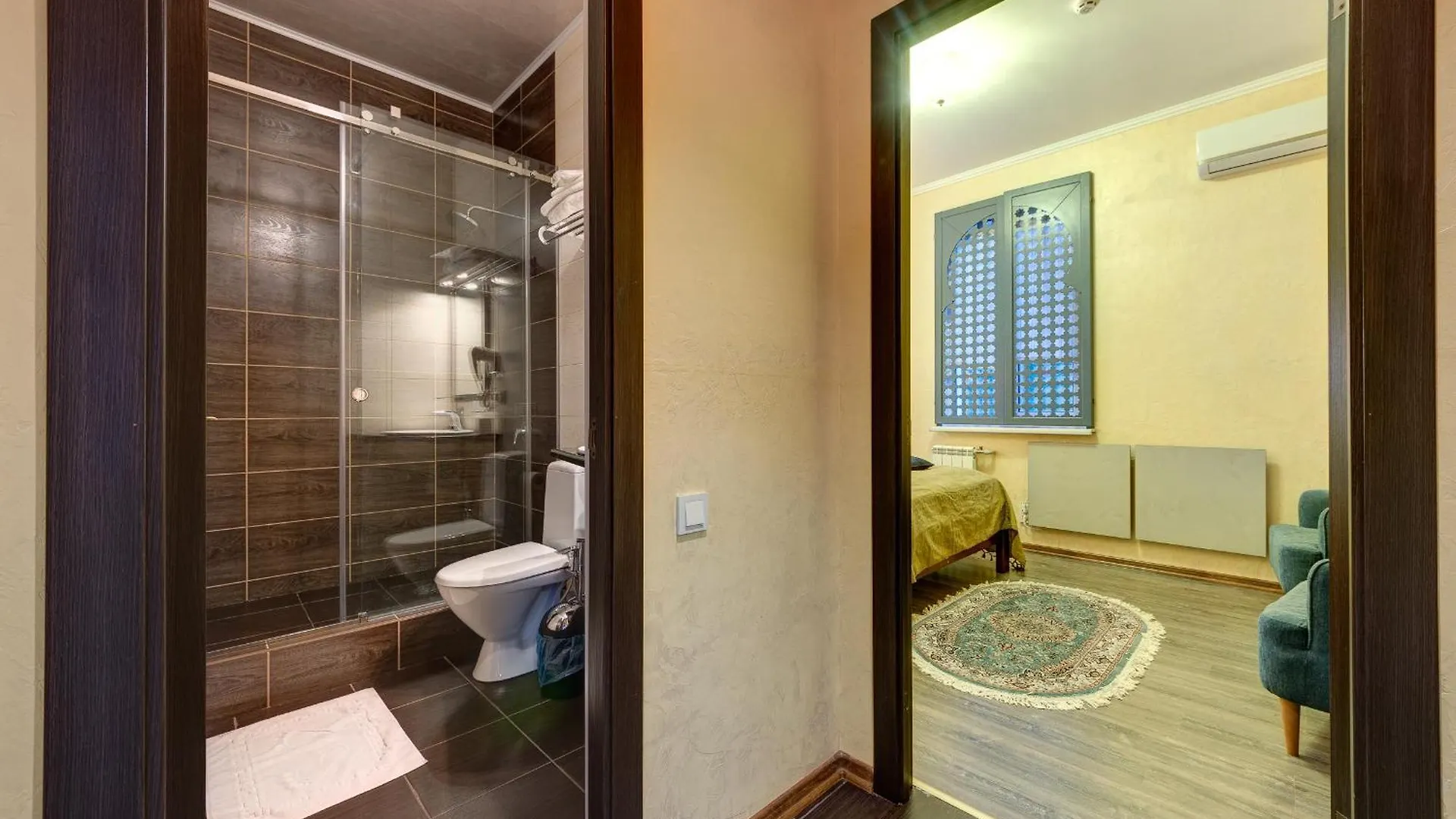 Aleksandria Hotel Kiev 2*,  Ucraina